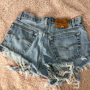 Levi’s sexy ripped shorts